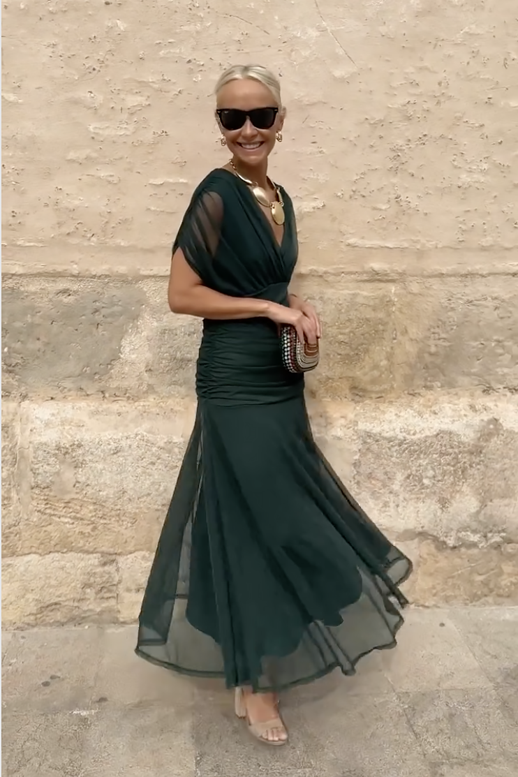 Iryna | Elegant Maxi Dress with V-Neck