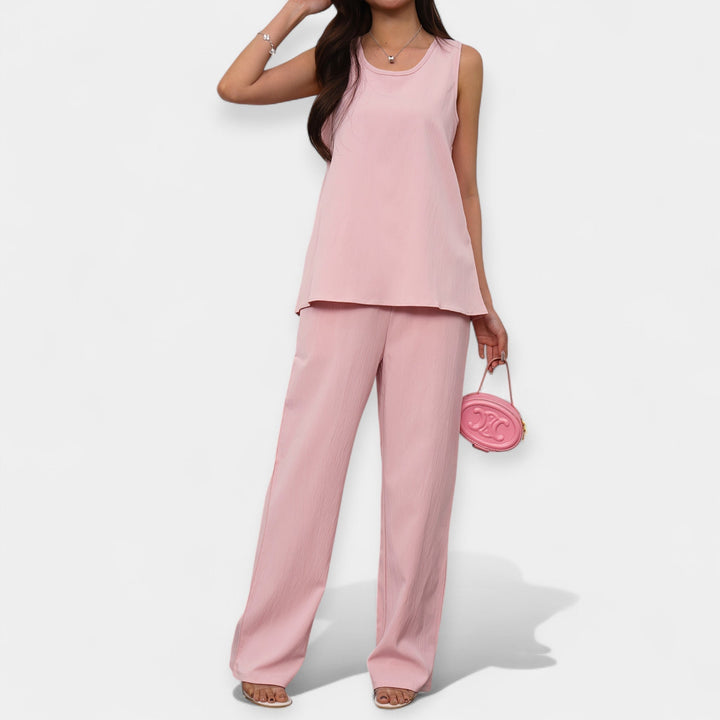 Sahasra | Relaxed Ensemble with Sleeveless Blouse and Flowing Pants