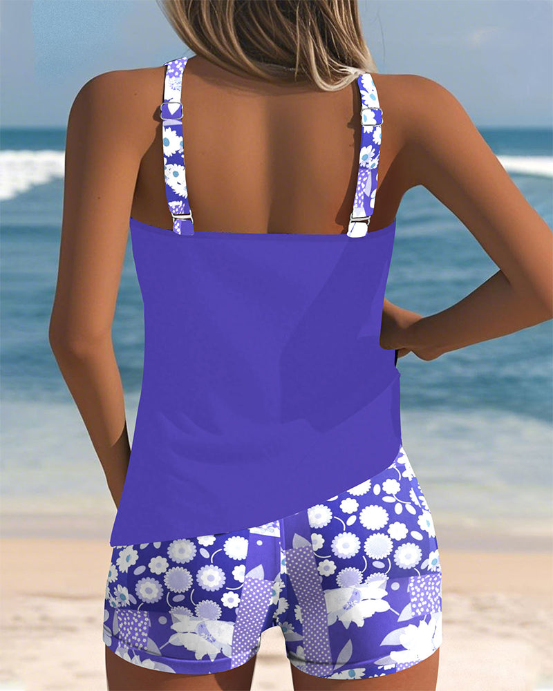 Della | Two-Piece Swimsuit with Comfortable Fit and Floral Beach Style