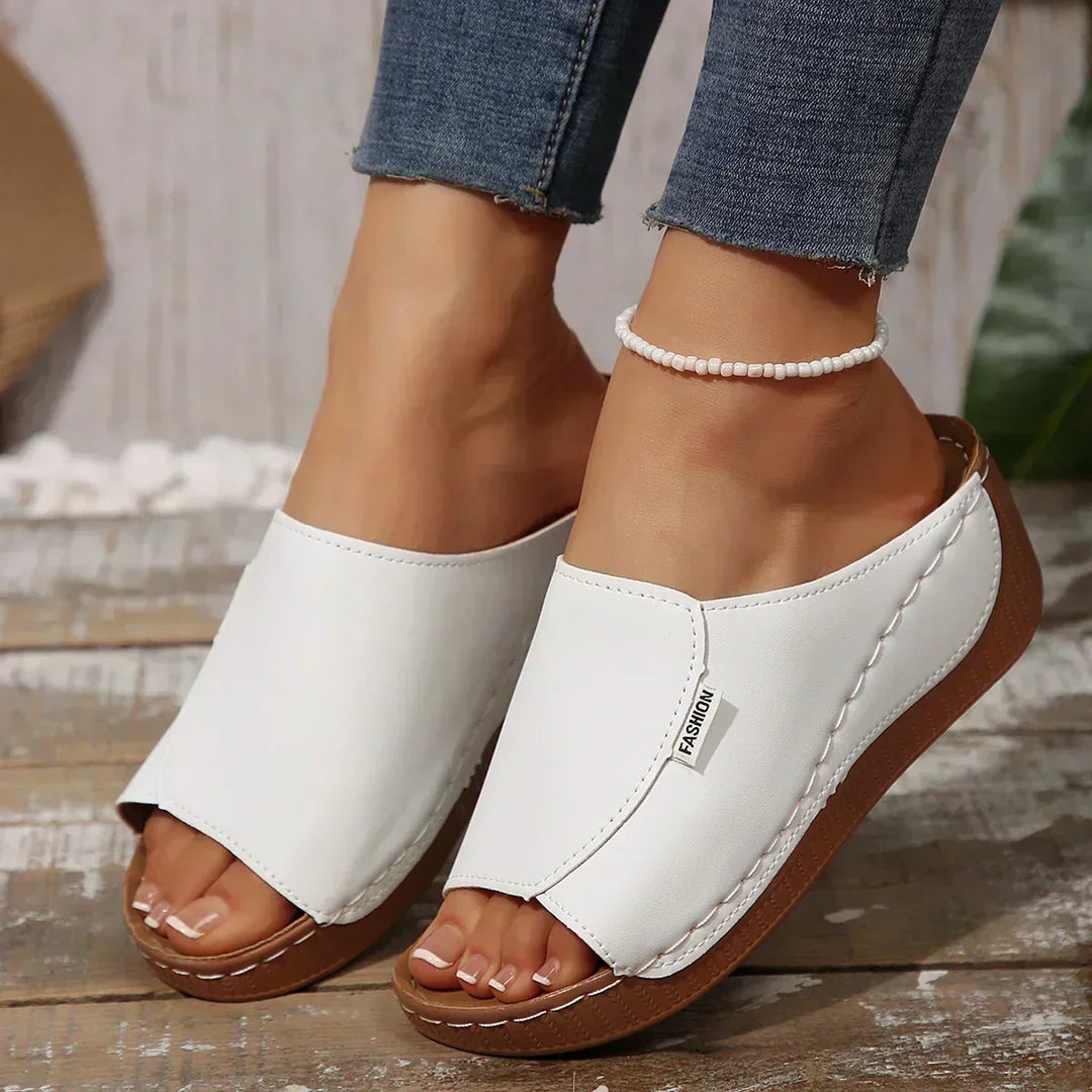 Glinda | Slip-on Sandals