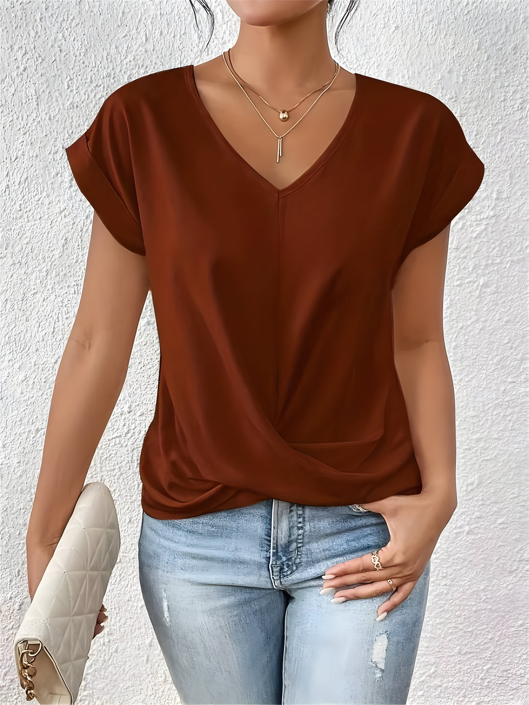 BELLA | Classic Twist Detail V-Neck Top