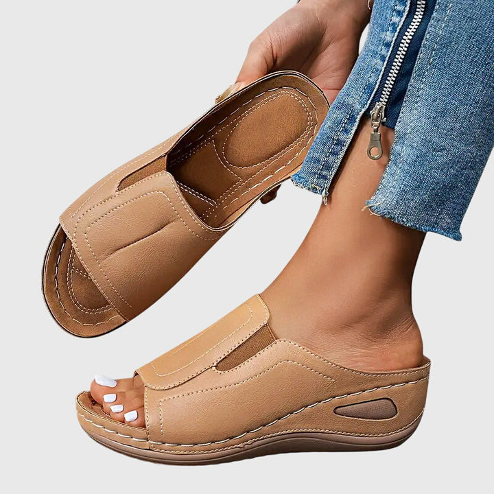 Naya | Orthopedic Sandals