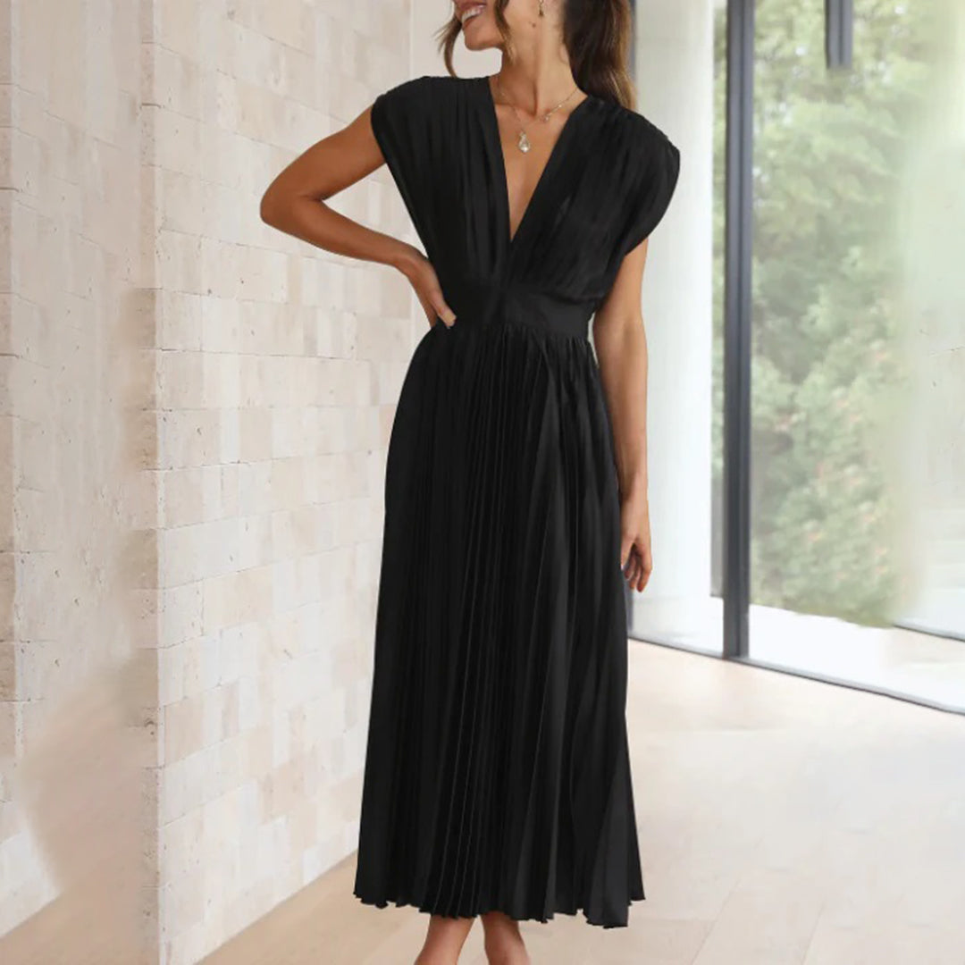 Bristol | Timeless Pleated Midi Dress