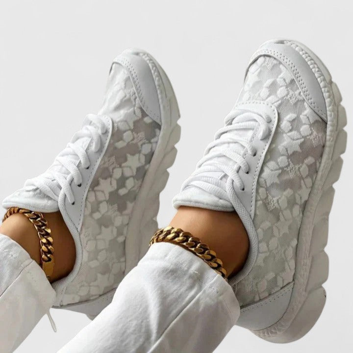 Elizabeth | Comfortable Sneakers