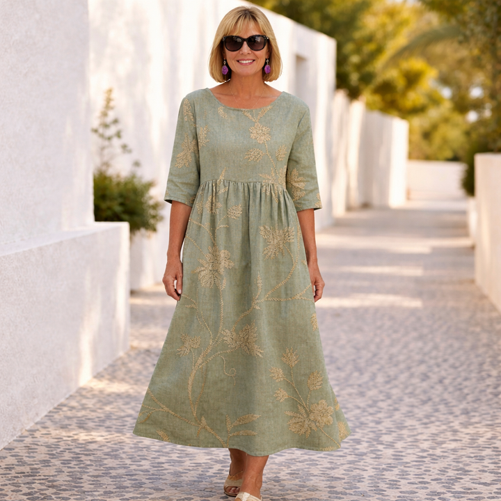 Shaniya | Floral Dress with a Summer Vibe
