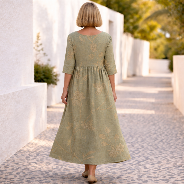 Shaniya | Floral Dress with a Summer Vibe