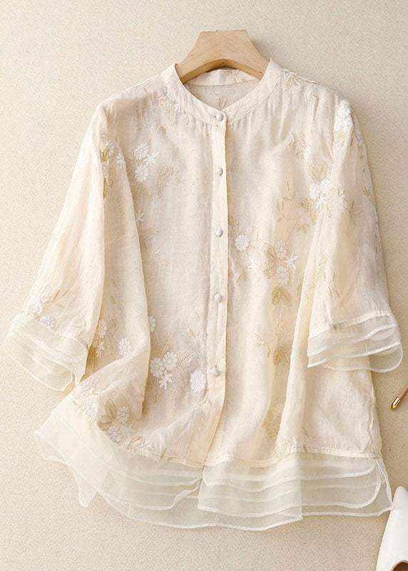 Adelyn | Chic Blouse with Floral Accents