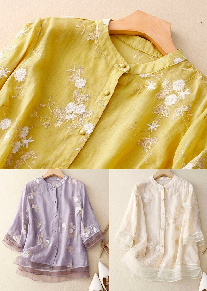 Adelyn | Chic Blouse with Floral Accents