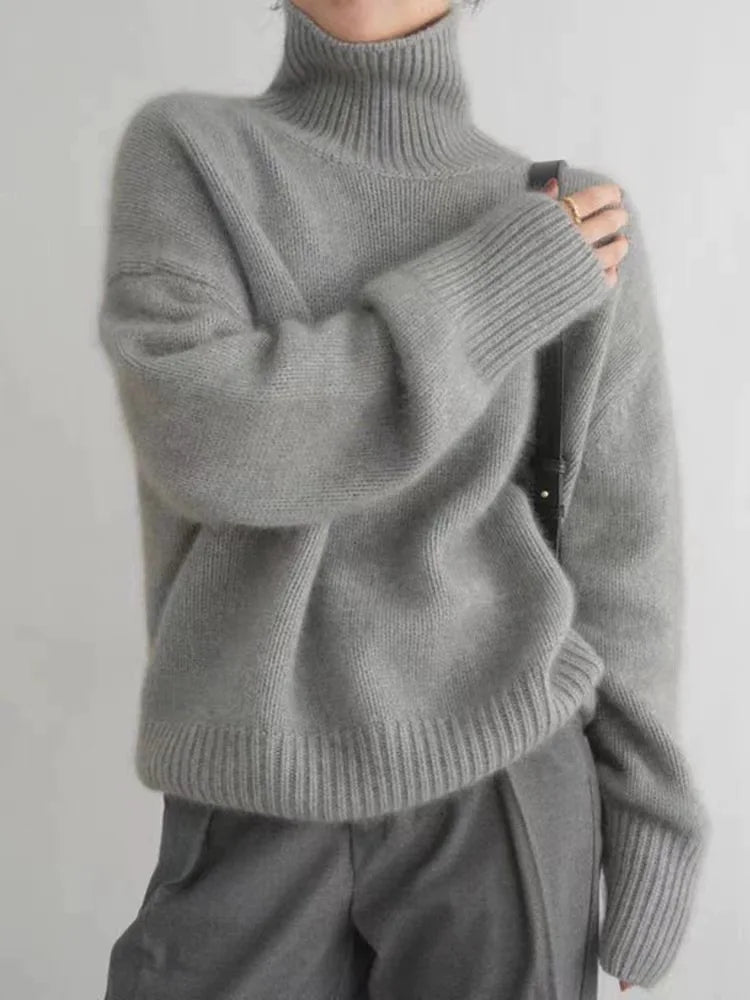 Merle – Oversized Turtleneck Knit Sweater