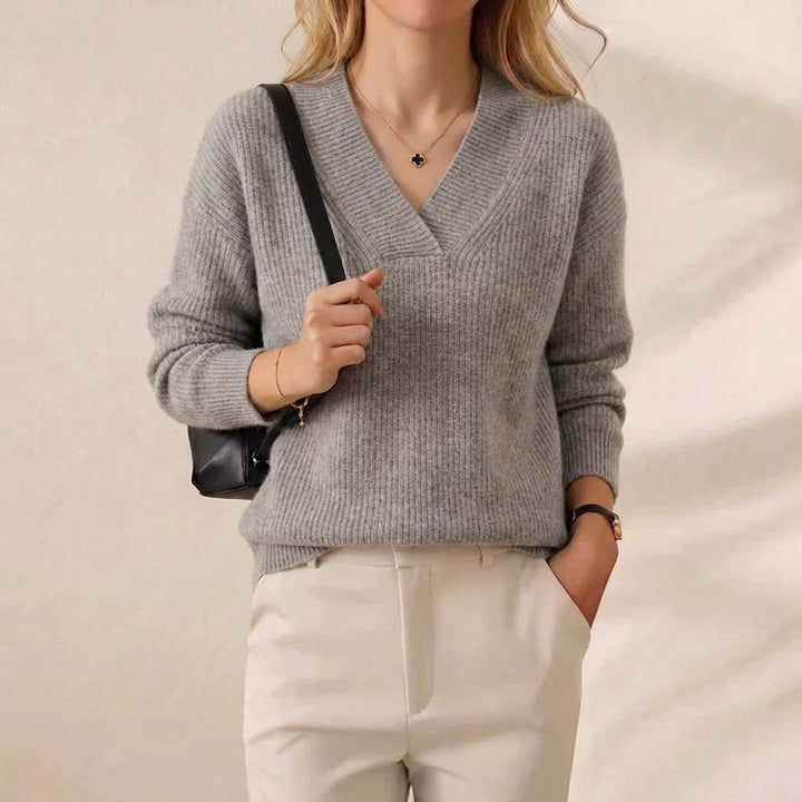Ashley – V-Neck Ribbed Knit Sweater