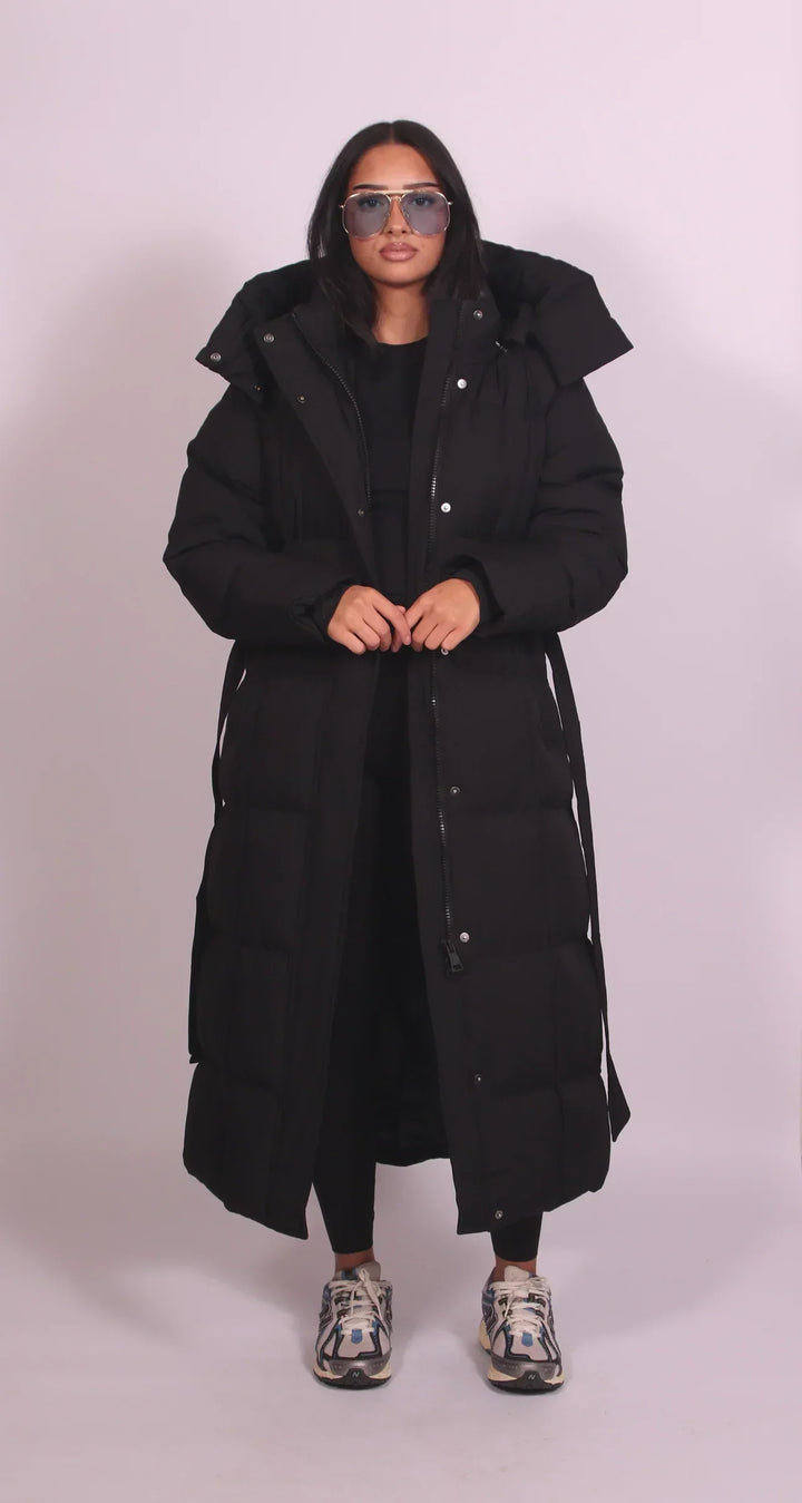 Janet – Maxi Puffer Coat with Belt and Hood