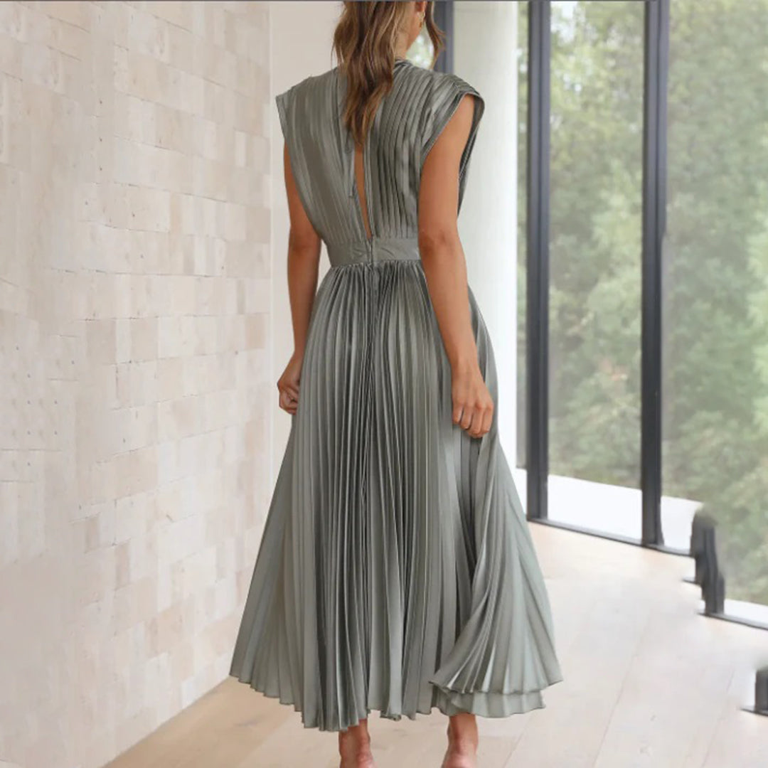 Bristol | Timeless Pleated Midi Dress