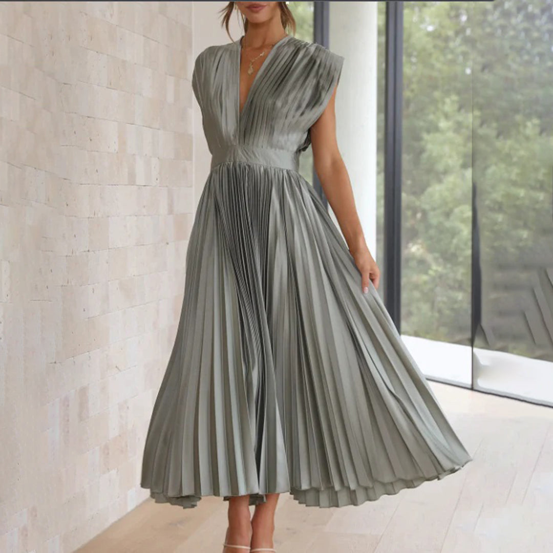 Bristol | Timeless Pleated Midi Dress