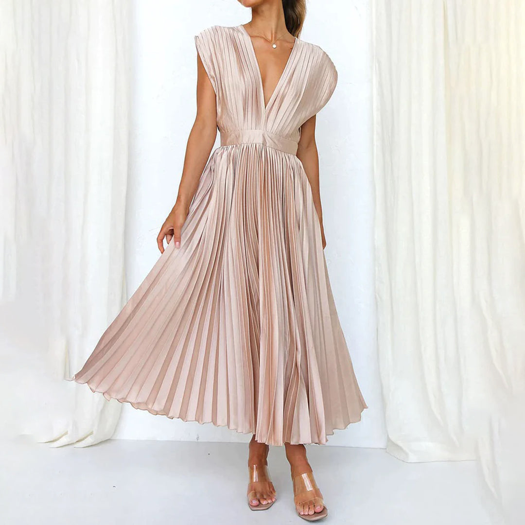 Bristol | Timeless Pleated Midi Dress