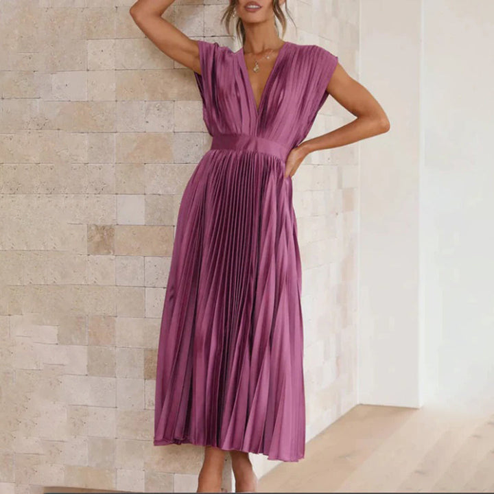 Bristol | Timeless Pleated Midi Dress