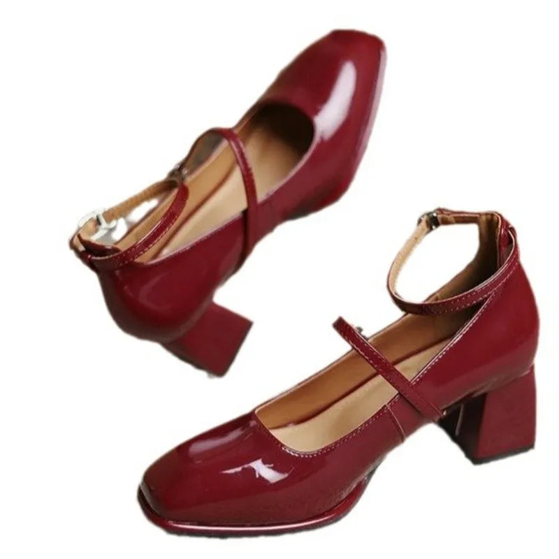 Lia | Elegant Ankle-Strap Pumps