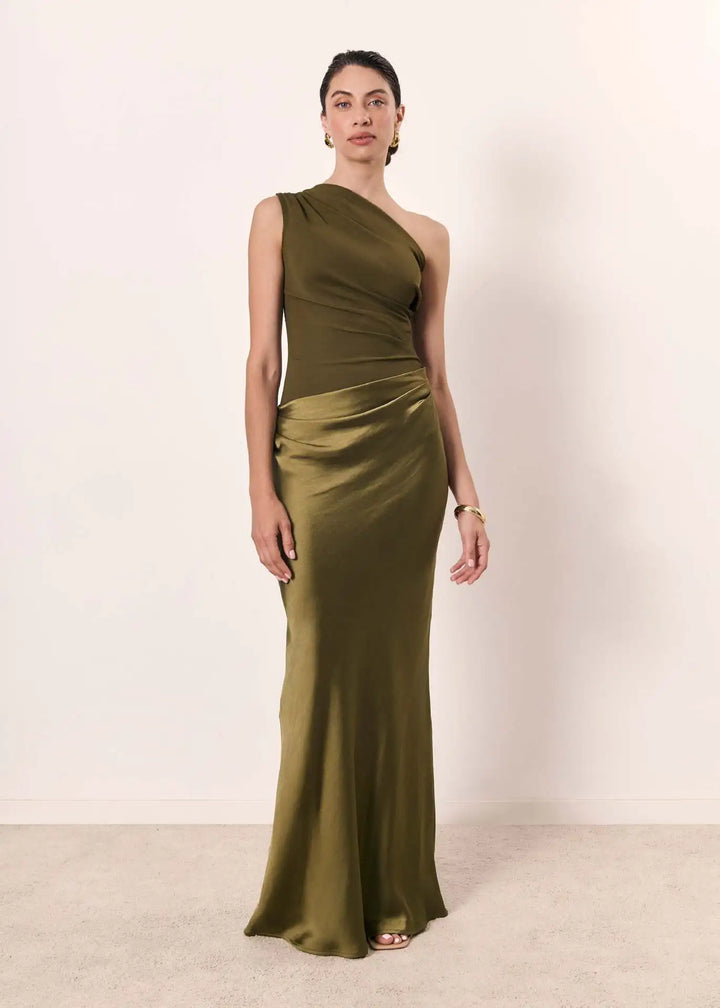Alma | Maxi Dress with a Gilt in Satin