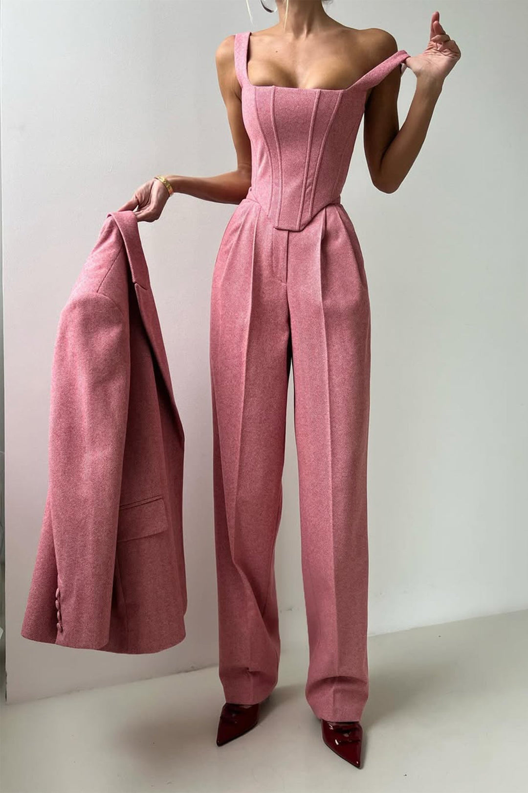 Pilar | Three-Piece Set with Double-Breasted Blazer