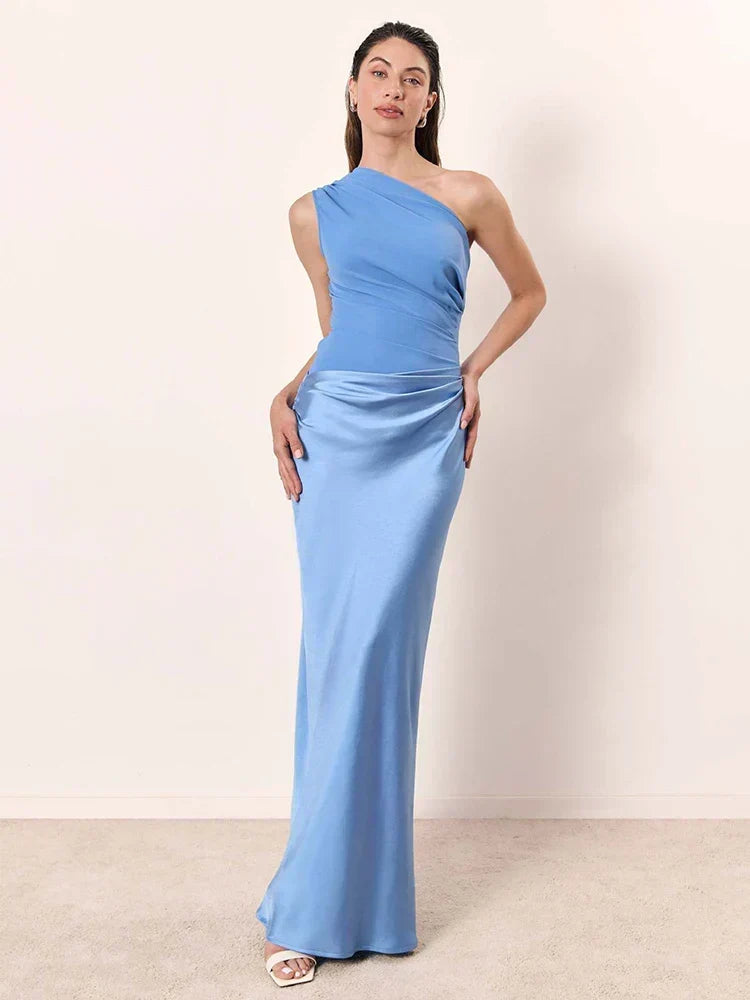 Alma | Maxi Dress with a Gilt in Satin