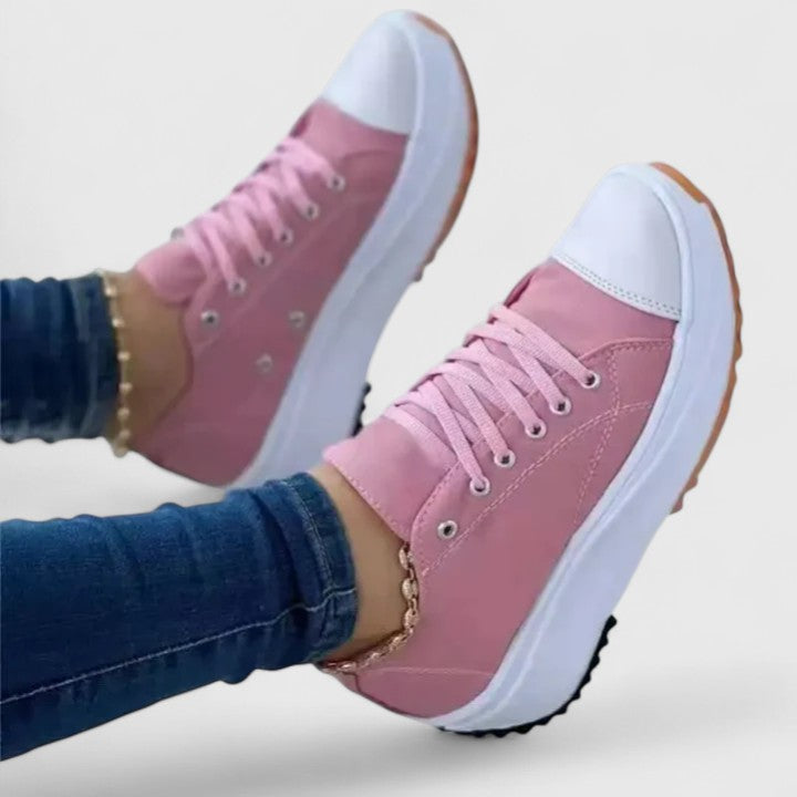 Lisa | Comfortable Sneakers