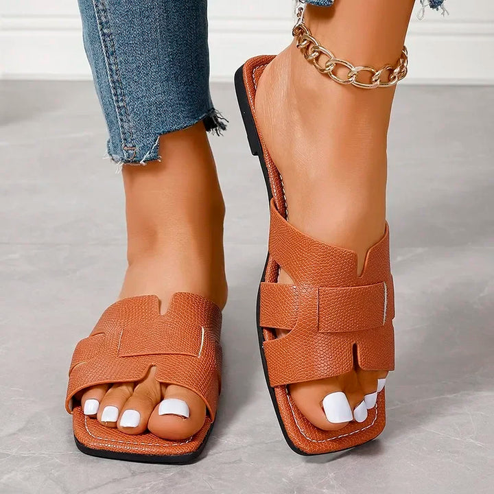 Cecelia | Slides Sandals