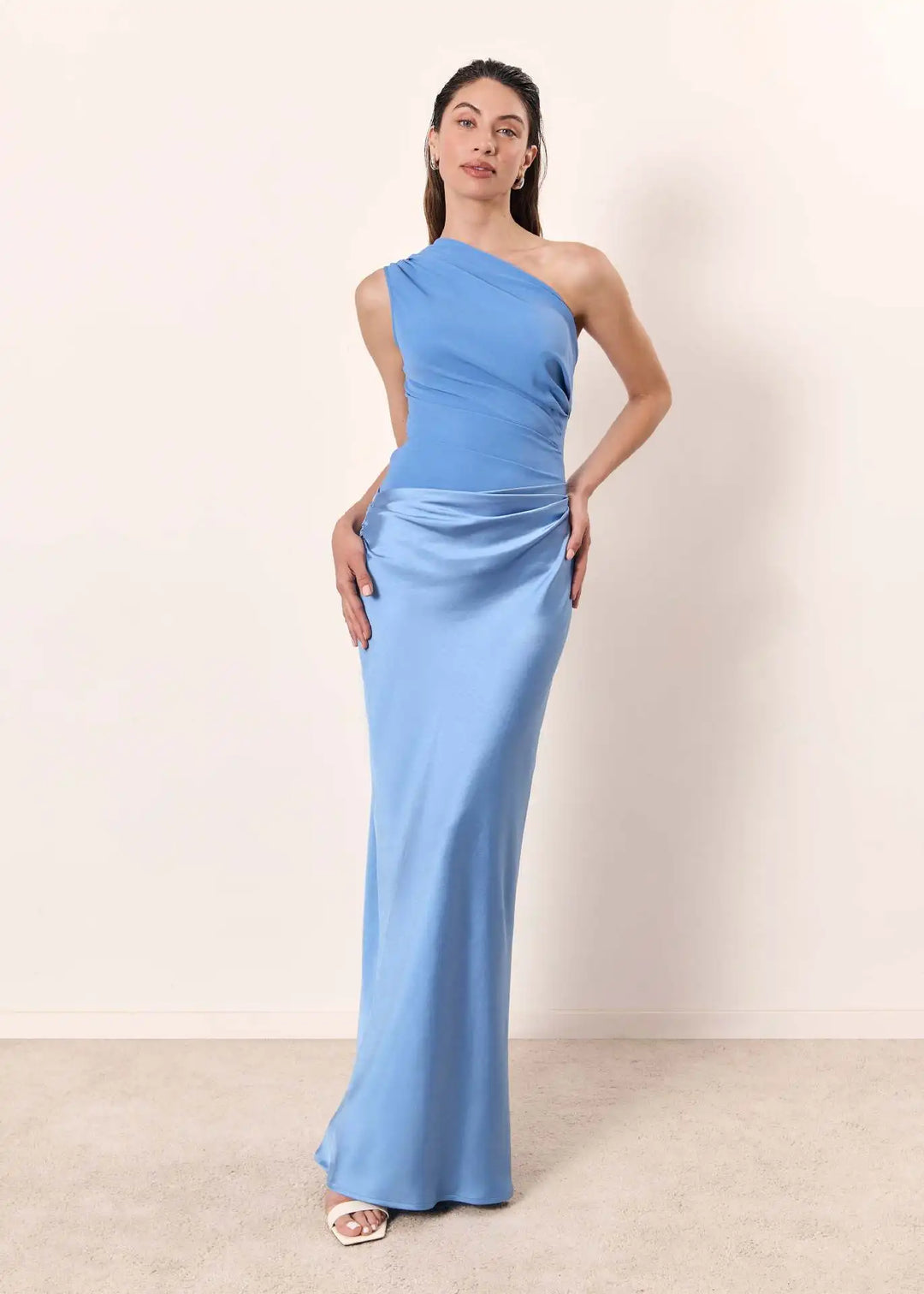 Alma | Maxi Dress with a Gilt in Satin