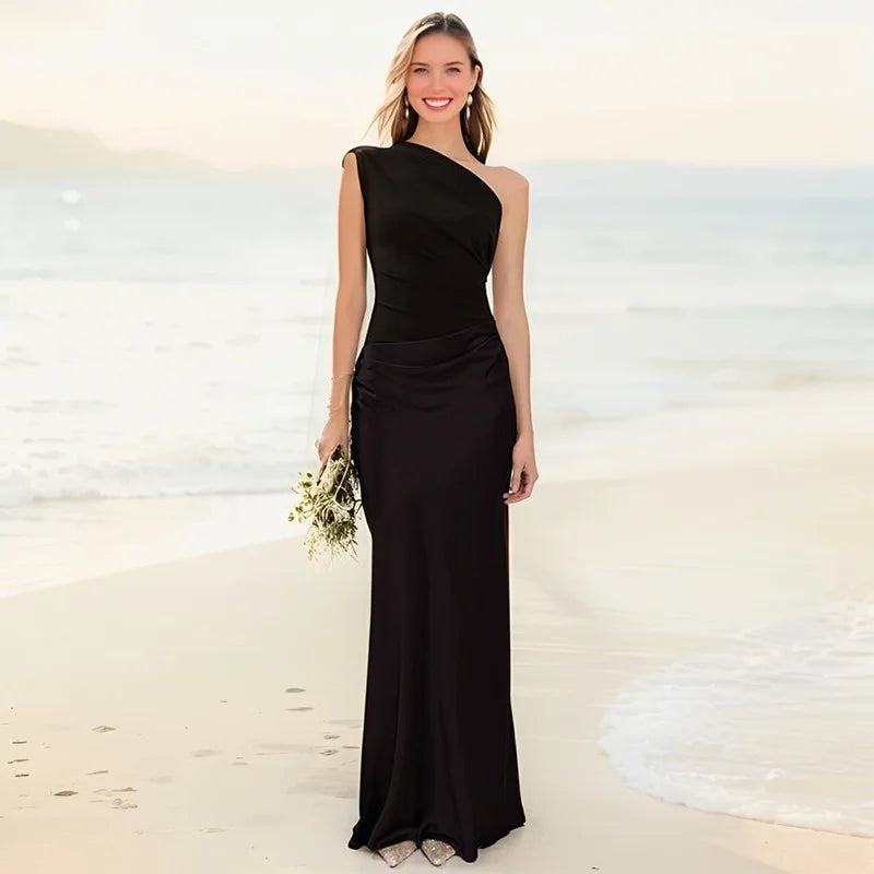 Alma | Maxi Dress with a Gilt in Satin