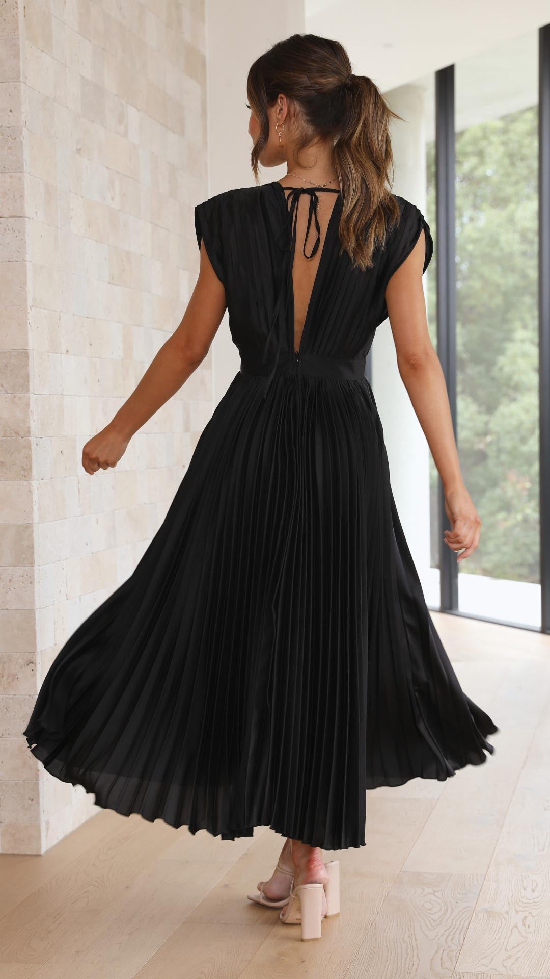 Whitney | Pleated Maxi Dress