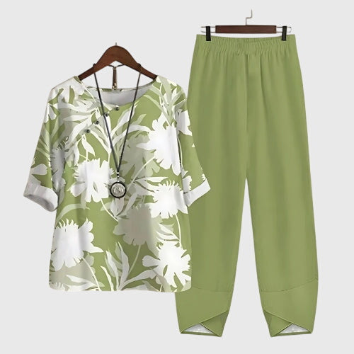 Collins | Comfortable Two Piece Set