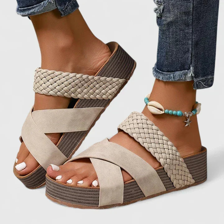 Pilar | Orthopedic Sandals