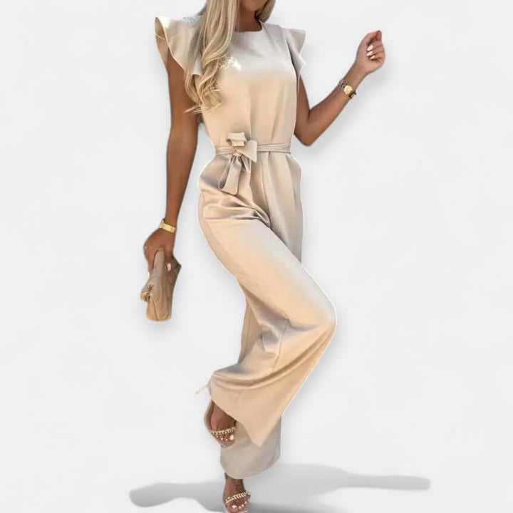 Yanira | Set Featuring Butterfly Sleeves