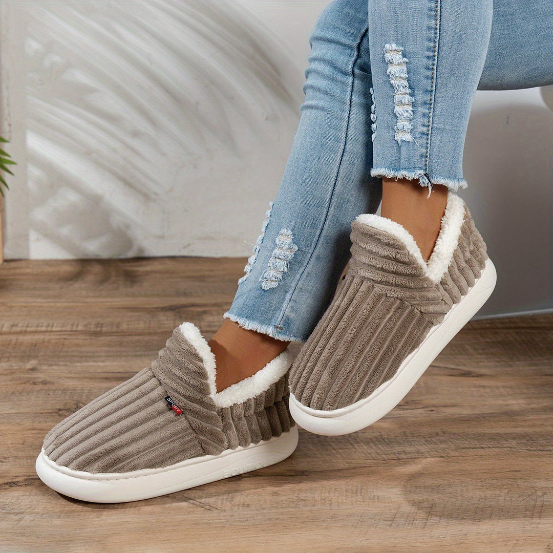 Carolyn | Cozy Winter Slippers