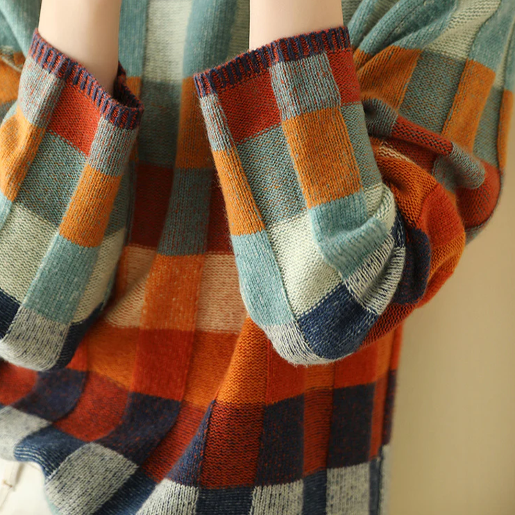 Faye – Retro Check Turtleneck Sweater