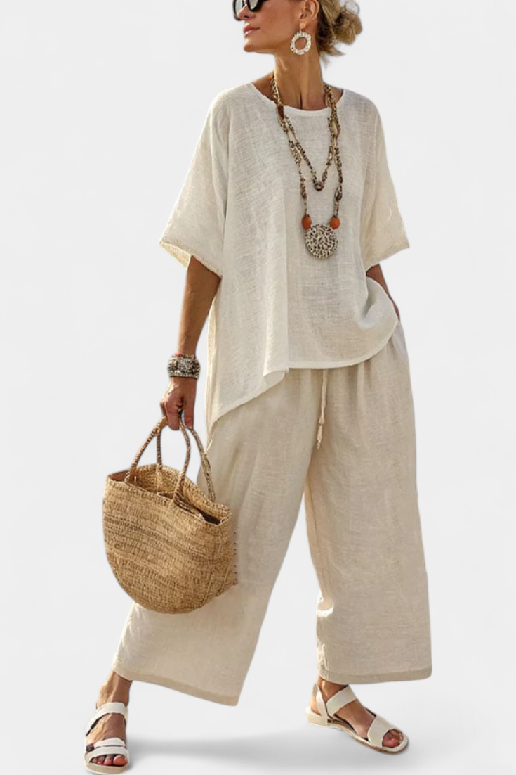 Ryleigh | Comfortable Minimalist Raw Blouse & Wide-Leg Pants