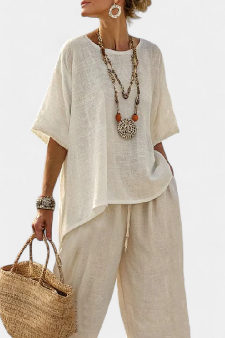 Ryleigh | Comfortable Minimalist Raw Blouse & Wide-Leg Pants