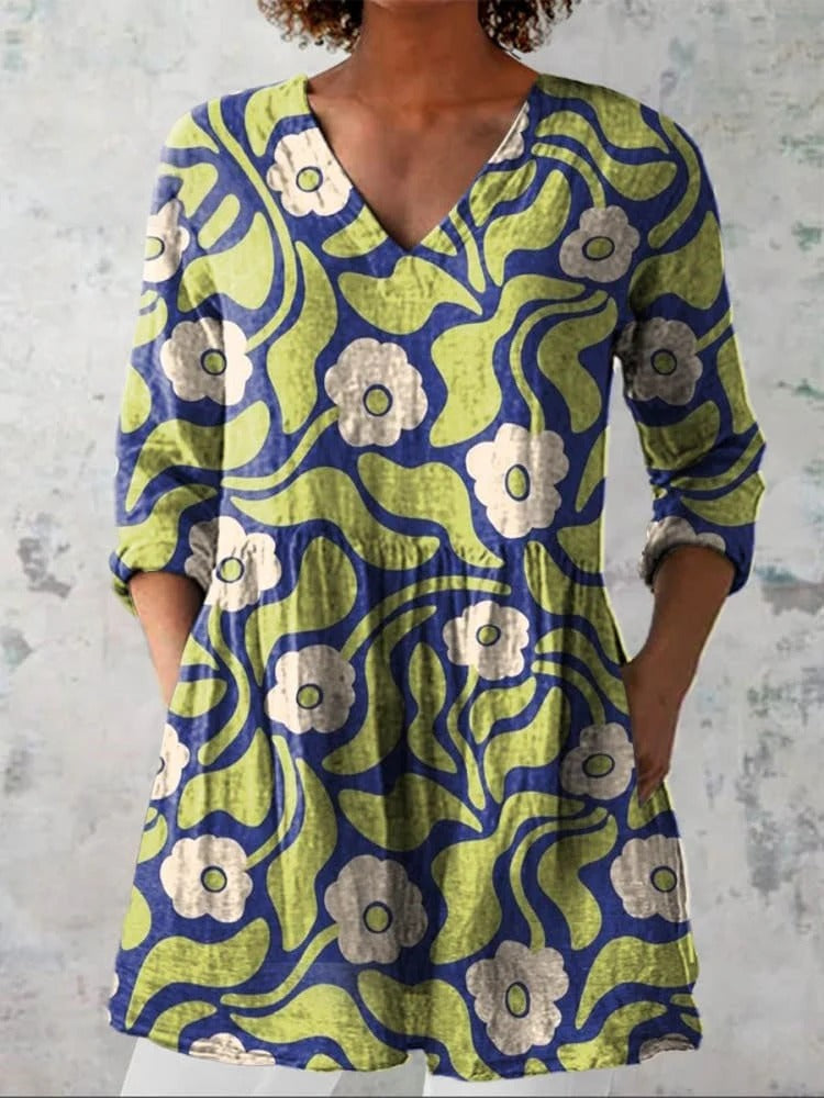 Isla | Romantic Floral V-Neck Shirt