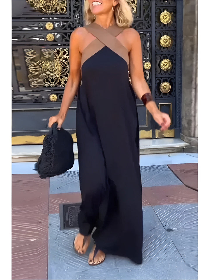 Aubri | Dress with Crossed Cut