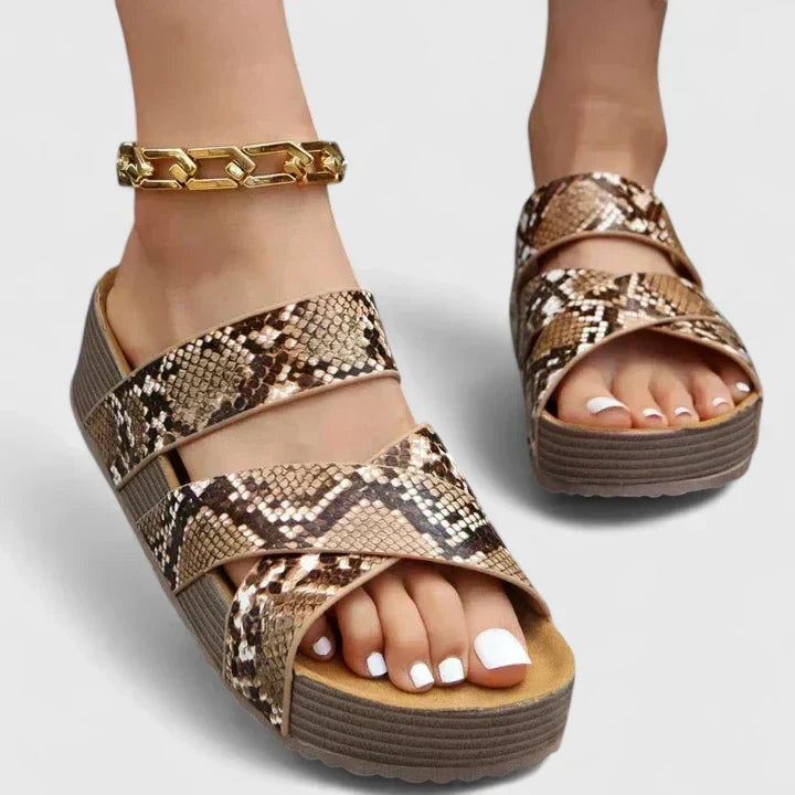 Pilar | Orthopedic Sandals