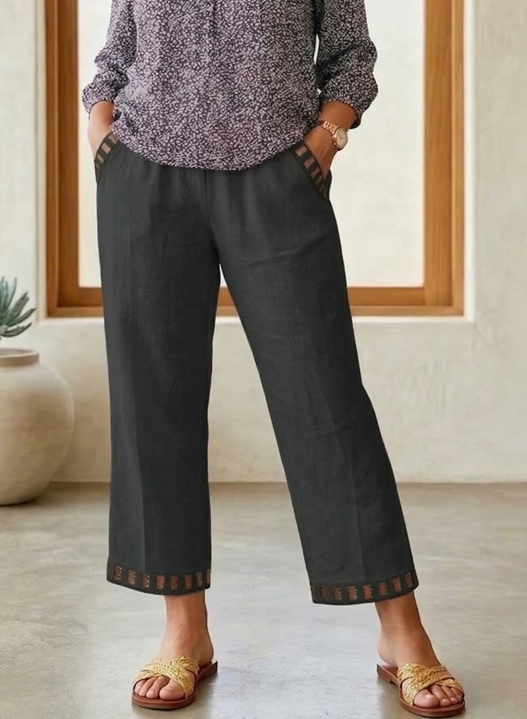 Brooklyn | Contrast Trim Cropped Pants
