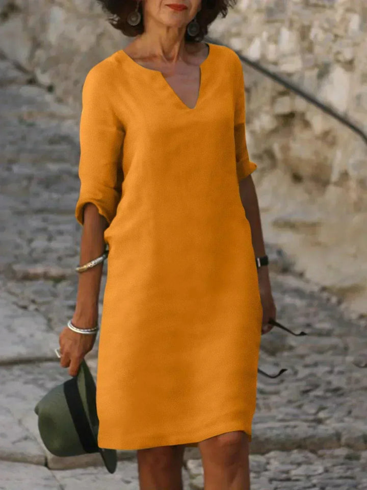 Jakayla | Elegant Dress with V-Neck