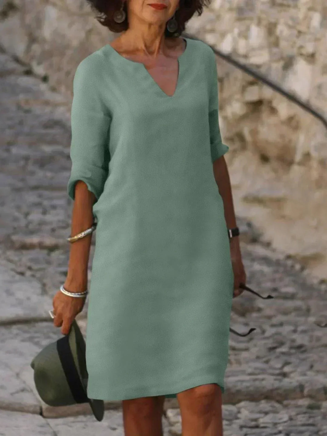 Jakayla | Elegant Dress with V-Neck