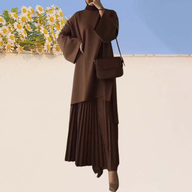 Shia | Elegant Two-Piece Women's Set with Pleats