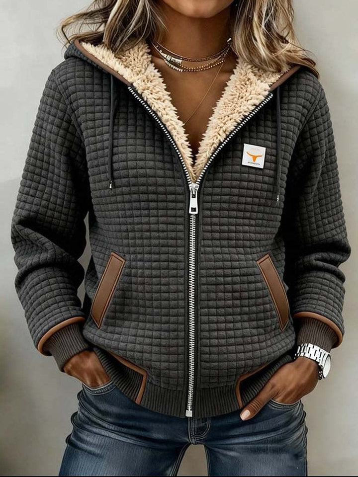 Trudy – Sherpa-Lined Quilted Zip-Up Hoodie