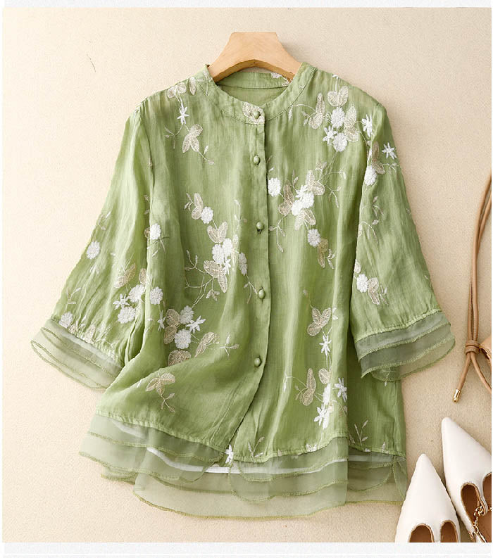 Adelyn | Chic Blouse with Floral Accents